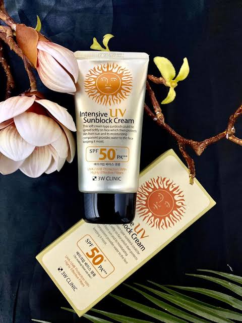 Intensive UV Sunblock Cream SPF 50+PA+++ - Image 2
