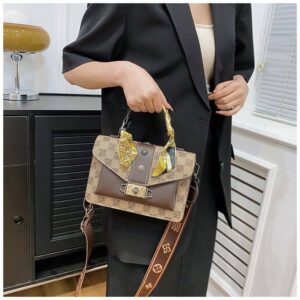 Trendy Fashionable Premium Quality Party Bag