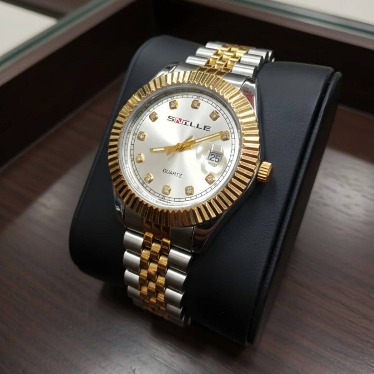 Snille Luxury Watch Water resistant - Image 2
