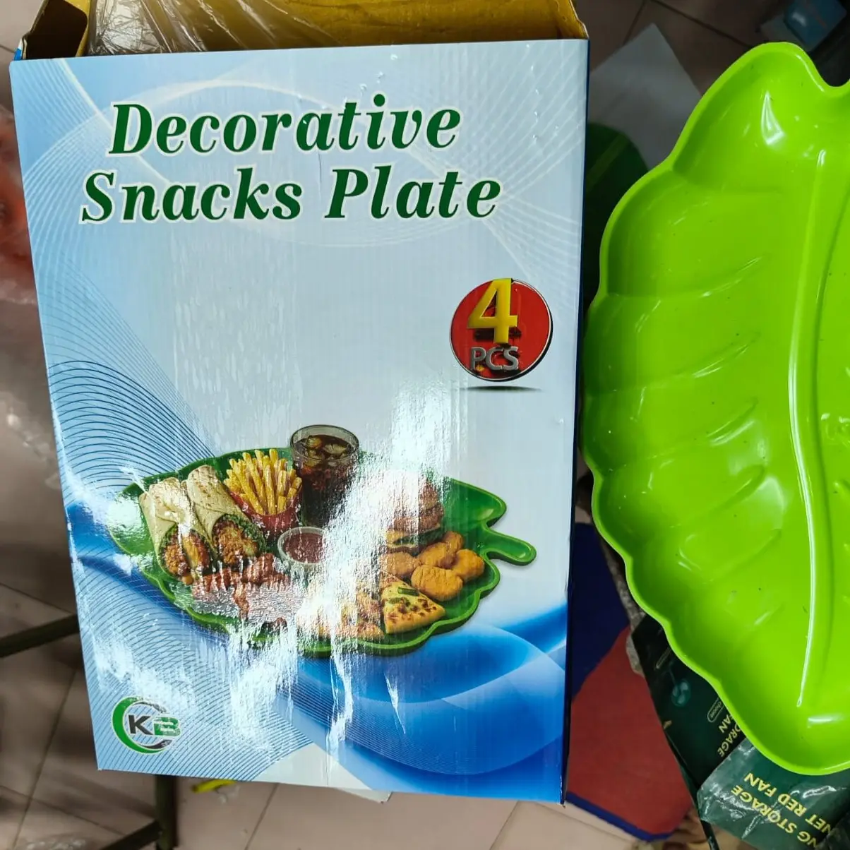 Decorative Leaf-Shaped Snacks Plate Set - Image 2